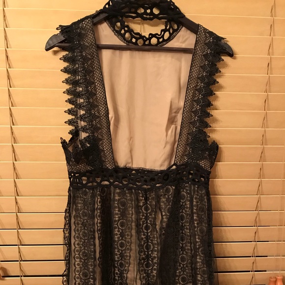 Black cocktail dress - Picture 2 of 5
